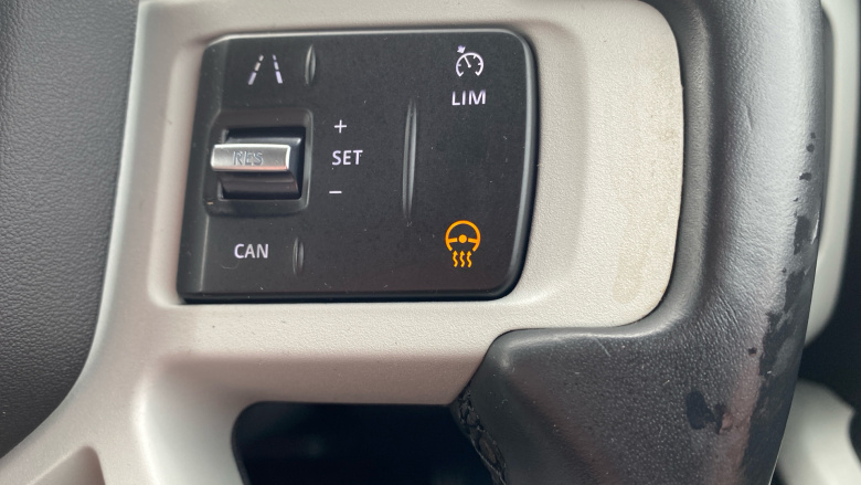 Land Rover Defender 3.0 D250 SE 110 5dr Auto Diesel Estate